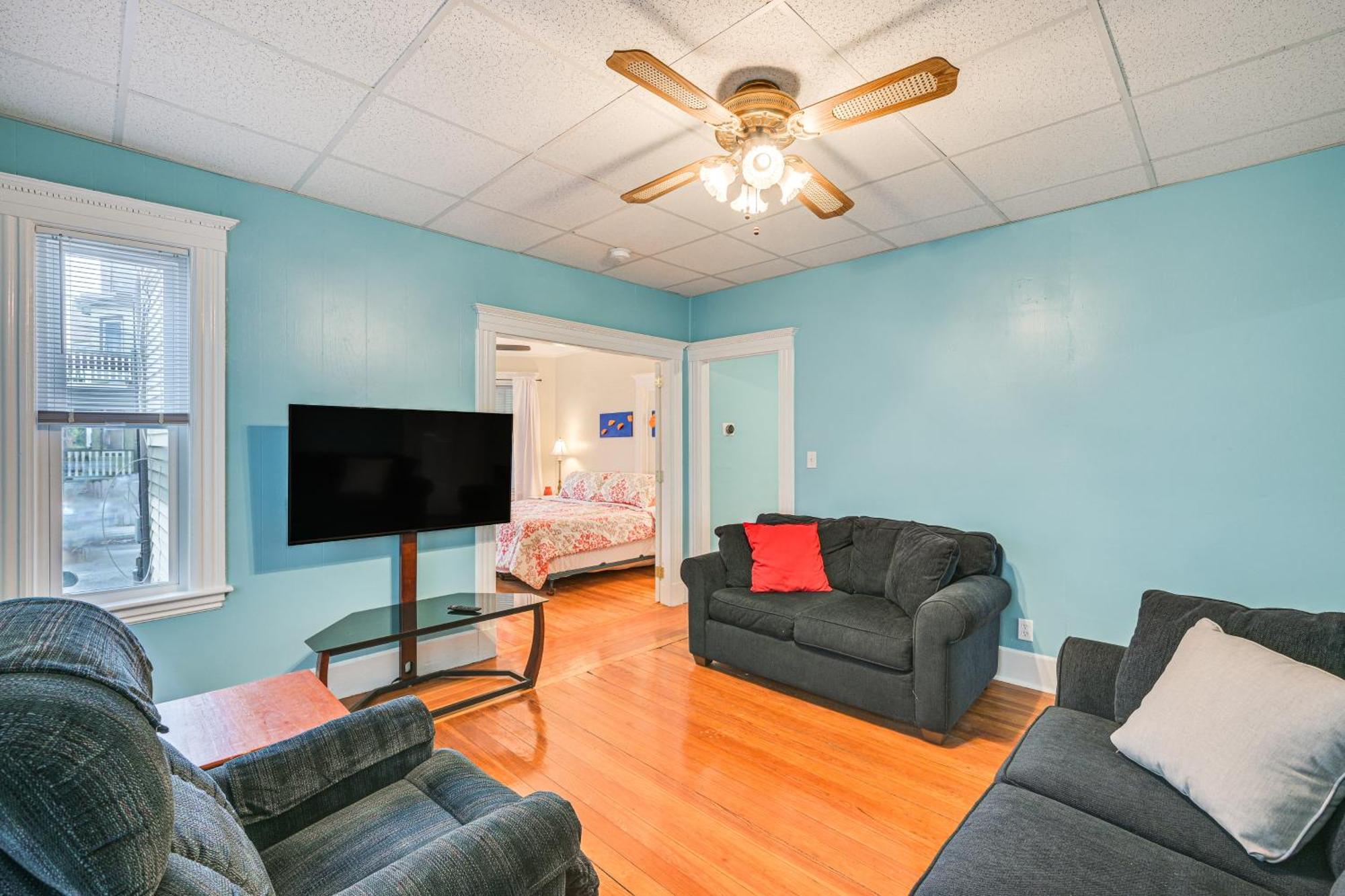 Medford Apartment Rental, 5 Mi To Downtown Boston Exteriör bild