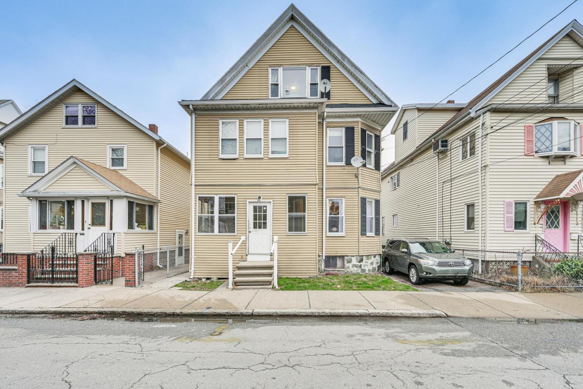 Medford Apartment Rental, 5 Mi To Downtown Boston Exteriör bild